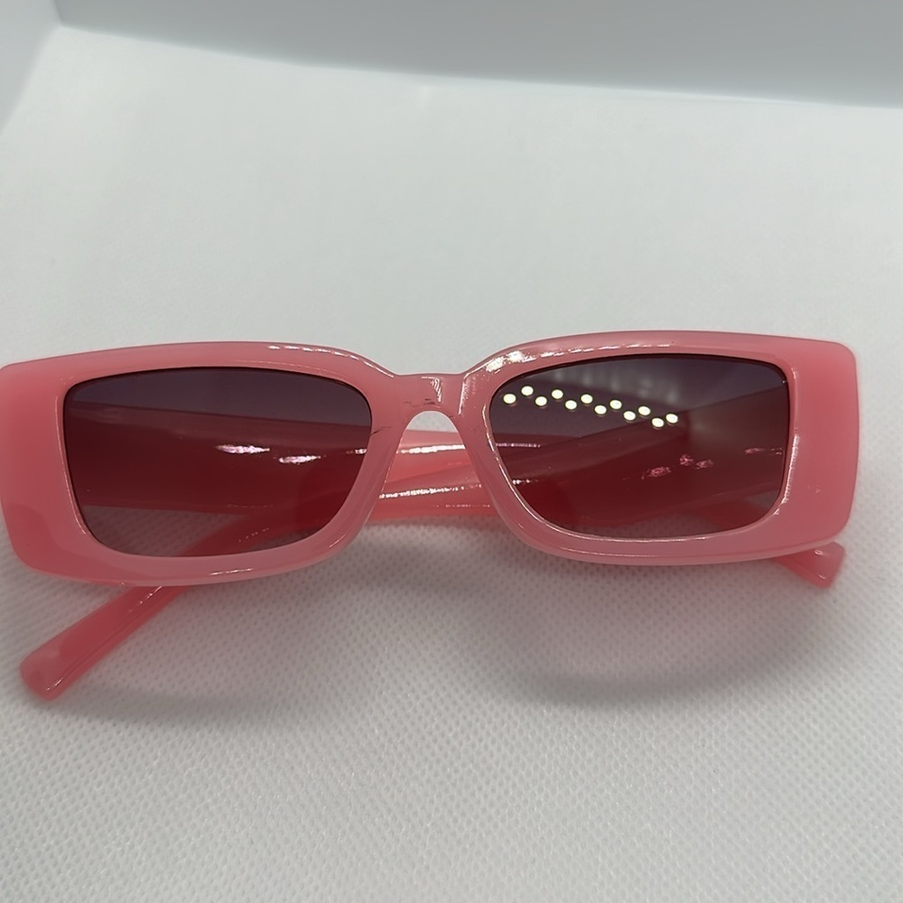 Pink Cat Eye Sunglasses - Retro 400 UV Protection - Trendy Fashion Shades - Picture 6 of 9